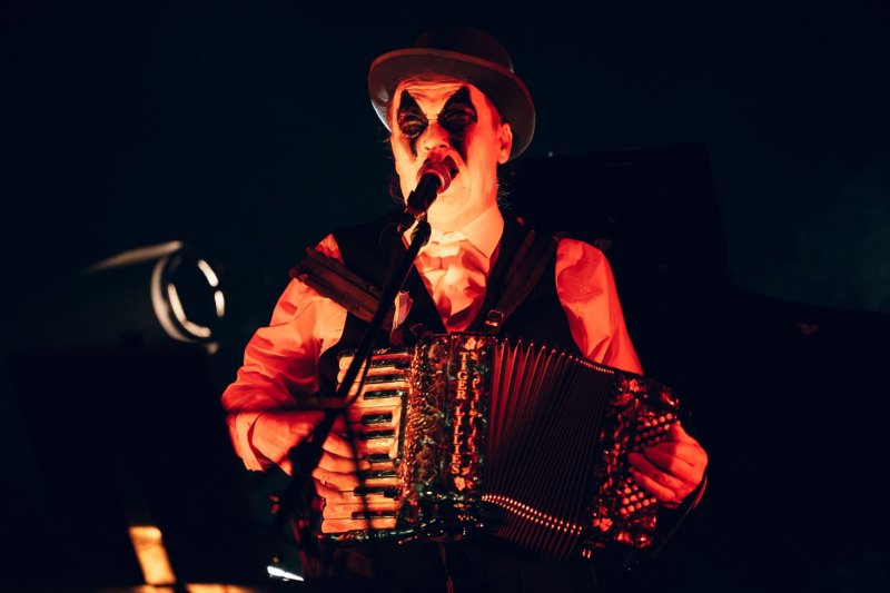 The Best of The Tiger Lillies – From the Circus to the Cemetery